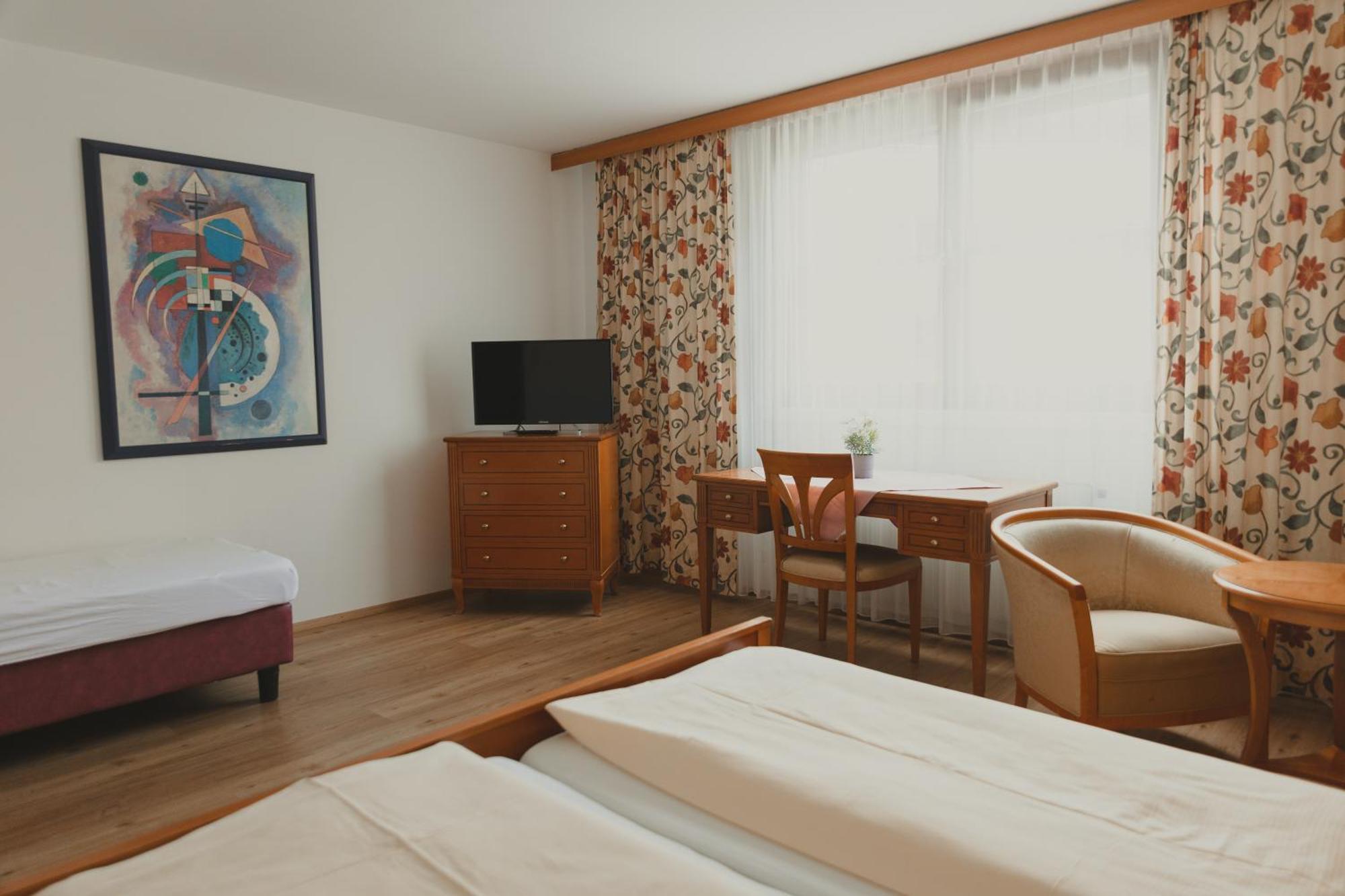 Sommerhotel Karwendel Innsbruck Exteriör bild
